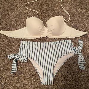 Scallop Slightly High-Waisted Bikini Set